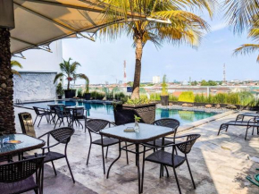 Best Deal and Cozy Stay Studio at The Square Surabaya Apartment By Travelio
